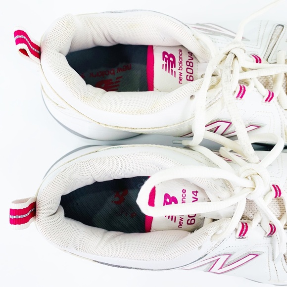 *SOLD* New Balance Women Casual Cross Trainer Shoe - Picture 10 of 16